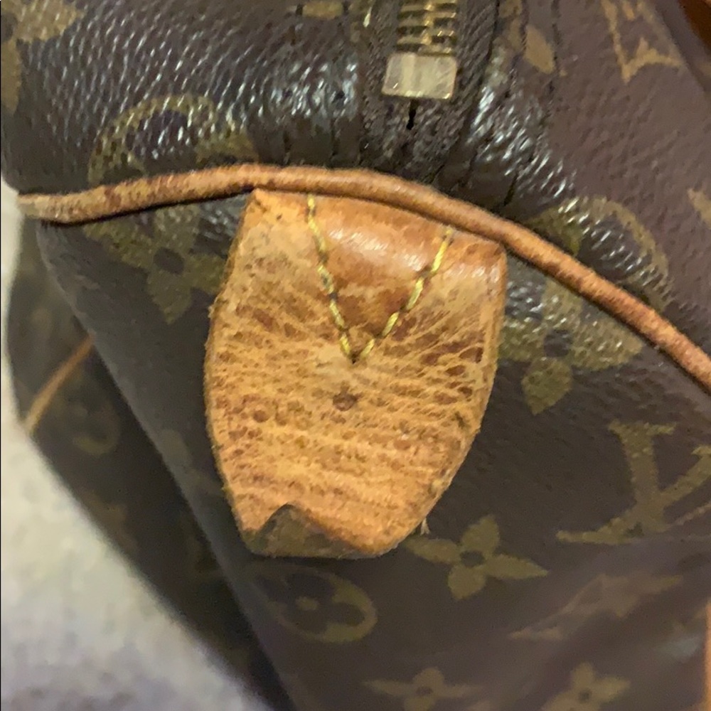 Authentic Speedy 35 Monogram Bag - image 4
